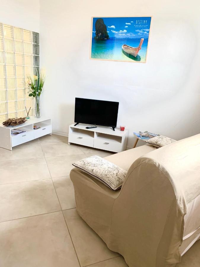 Haut De Villa Entre Mer Et Campagne Ιέρ Εξωτερικό φωτογραφία